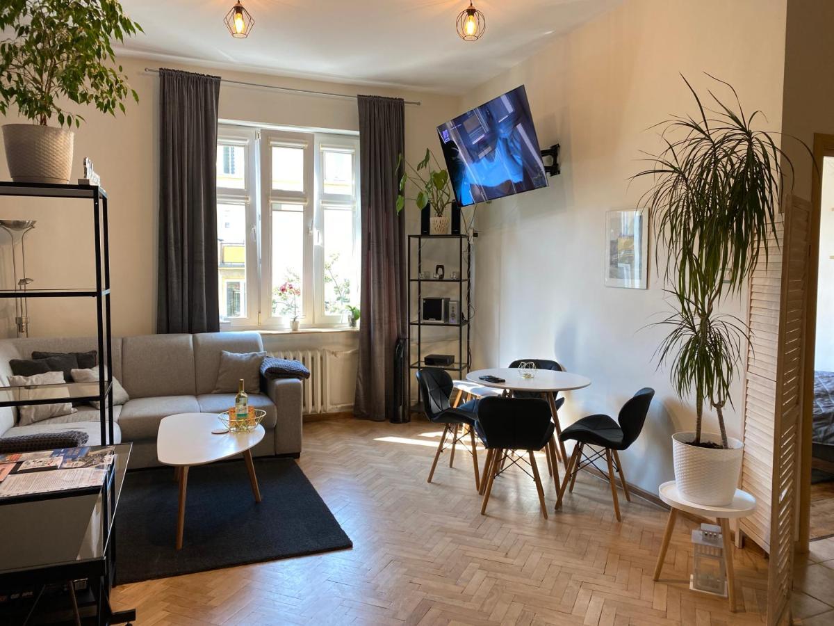 Apartament Przy Plazy W Centrum Gdyni - Prywatny Parking! 그디니아 외부 사진